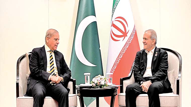  بشکیک : شہباز شریف کی ایرانی وازبک صدورسے ملاقاتیں ، تعاون بڑھانے کا عزم 