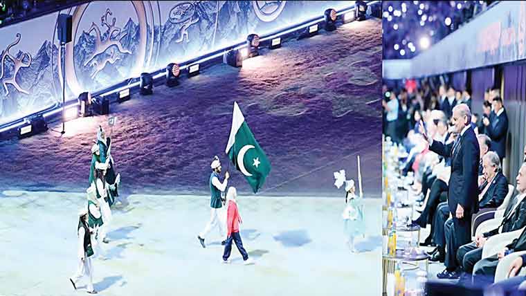 نومیڈ گیمز میں پاکستانی کھلاڑیوں کے دستے کی شرکت، شہباز شریف نے کھڑے ہوکر خراج تحسین پیش کیا