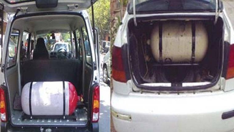  پبلک ٹرانسپورٹ میں گیس سلنڈر  استعمال پر 6افراد گرفتار 