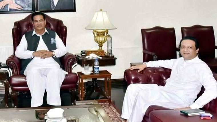 قائم مقام صدر طارق فاروق سے وزیراعظم افتخار گیلانی کی ملاقات