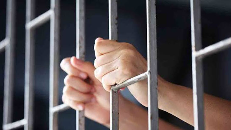 ممنوعہ کیمیکل ڈور کی 9 چرخیاں برآمد، ملزم گرفتار