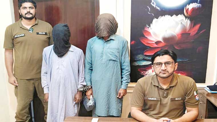  2 رکنی نقب زن چور گینگ گرفتار مال مسروقہ کی رقم 16 لاکھ برآمد