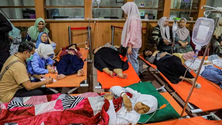 انڈونیشیا :سکول کے مفت کھانے  سے 750سے زائد طلبا و اساتذہ بیمار