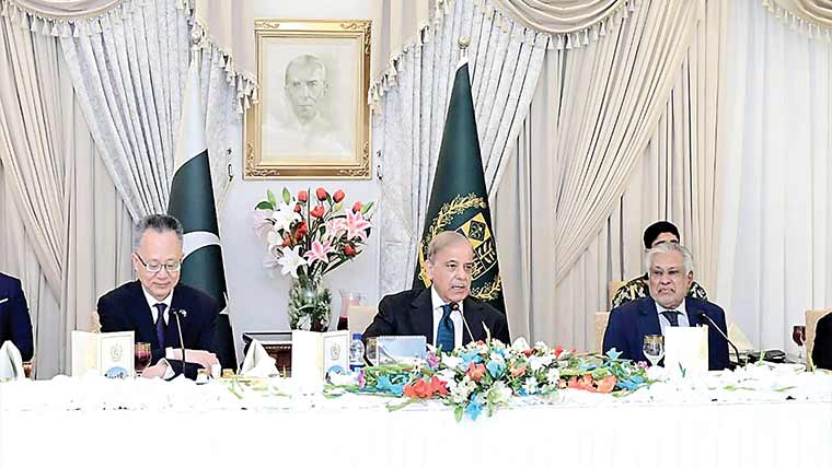 سخت مالیاتی ، انتظامی اصلاحات سے معاشی بحالی کا مشکل مرحلہ عبور کرلیا : شہباز شریف