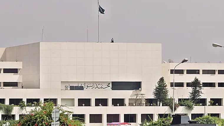 داسو اسلام آباد ٹرانسمیشن لائن میں تاخیر، کمیٹی برہم ، متعلقہ حکام طلب