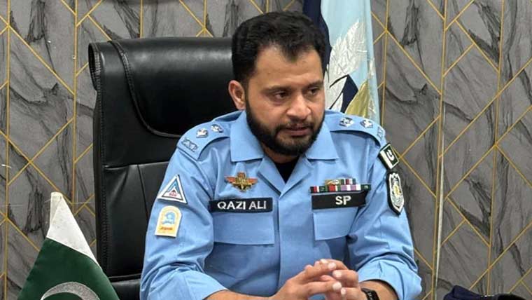 ایس ایس پی آپریشز کی کھلی کچہری شہریوں کے مسائل سنے 