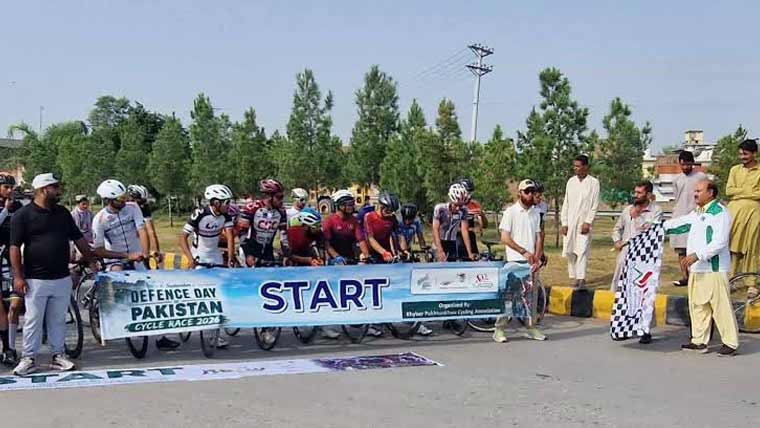خیبر پختونخوا میں یومِ دفاعِ پاکستان  کے موقع پر سائیکل ریس کا انعقاد