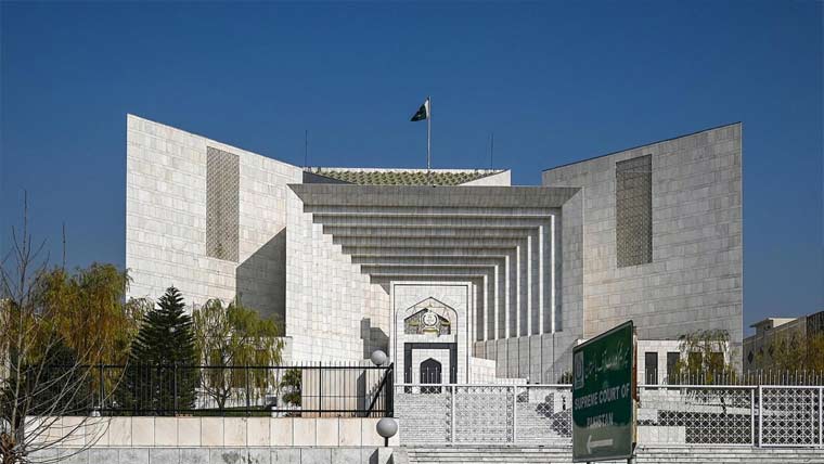 سروس ٹربیونل استعفے کو ریٹائرمنٹ میں بدل کرپنشن  فوائد نہیں دے سکتا:سپریم کورٹ