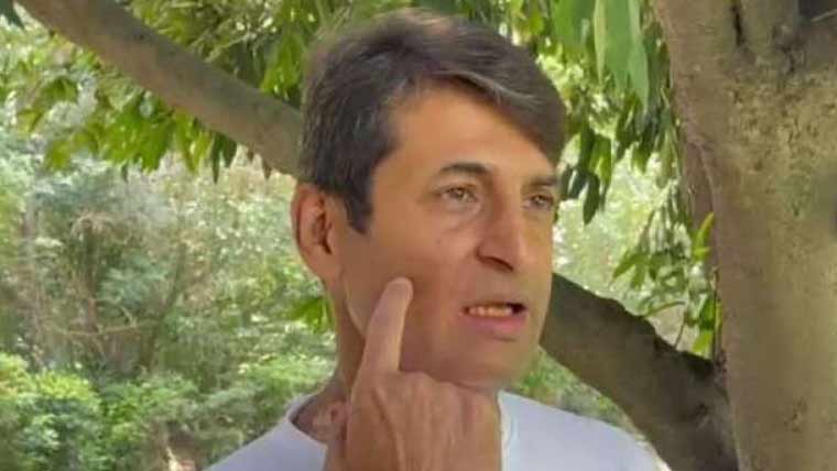 کینسر پر بات کرتے سابق قومی ہاکی کپتان محمد ثقلین آبدیدہ 