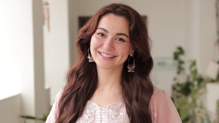 ہانیہ عامر کے ریپ ڈیبیو  پابلو نے دھوم مچا دی