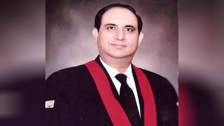صدر نے جسٹس راحیل کامران  شیخ کا 3ستمبر کو بھجوایا گیا استعفیٰ  تاحال منظور نہیں کیا