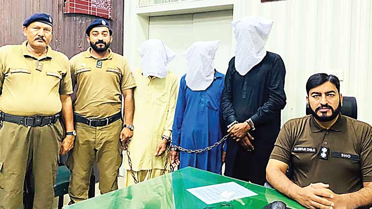 سیالکوٹ:مالی امدا د کے بہانے بلا کر  خاتون سے زیادتی کے ملزم گرفتار 