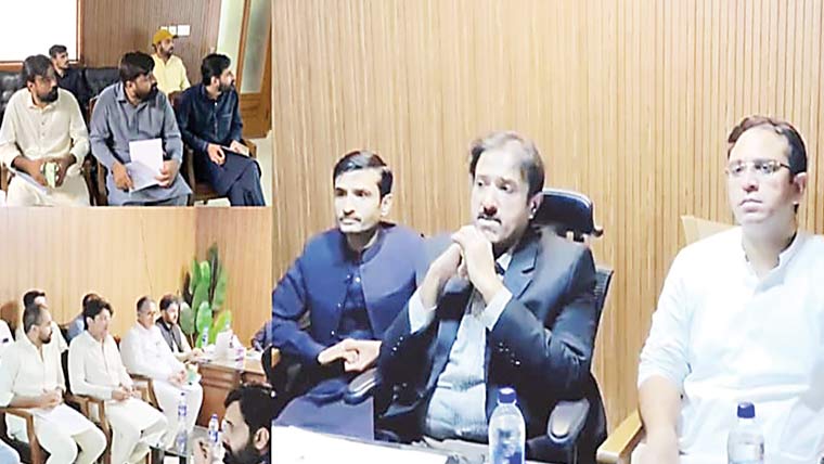 وزیر بلدیات کا دورہ ڈسکہ ، صفائی کے حوالے سے اجلاس 