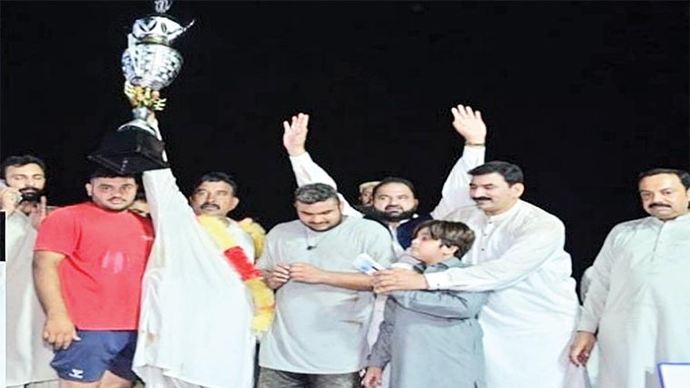 2 روزہ فلڈ لائٹ آل پاکستان  اتفاق کبڈی کپ اختتام پذیر  علی رضا واہلہ کبڈی کلب فاتح