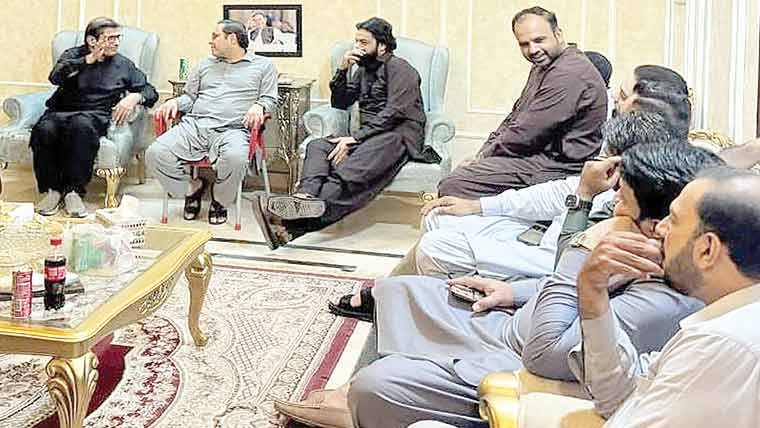 لانگ مارچ نے حکمرانوں کی نیندیں اڑا دیں:عثمان ڈار 