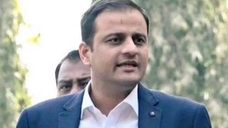  مصطفی کمال کیساتھ مناظرے  کیلئے تیار ہوں،مرتضیٰ وہاب