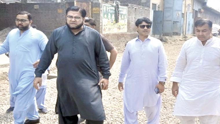 میا ں سانسی روڈ منصوبہ جلد مکمل کرنے کی ہدایت 