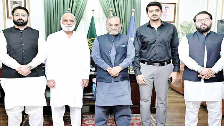 بزنس کمیونٹی کے مسائل تر جیحاً حل کرینگے :وزیر محنت 
