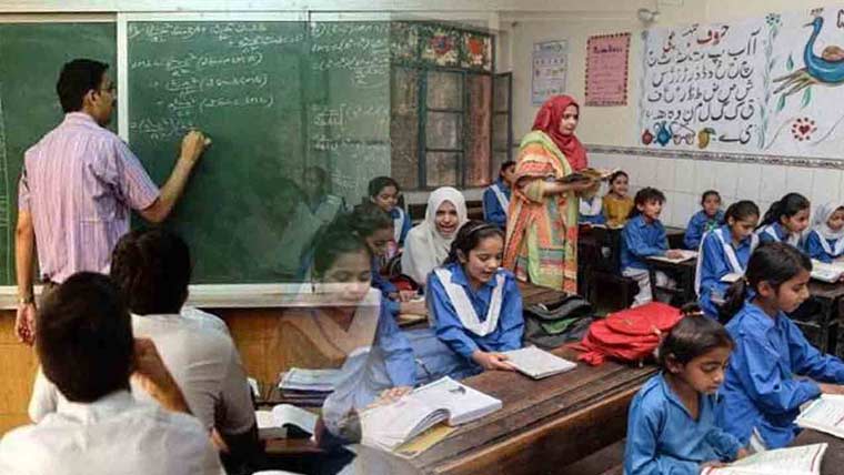 پنجاب :غیر رسمی سکولوں کے اساتذہ کئی ماہ کی تنخواہوں سے محروم 