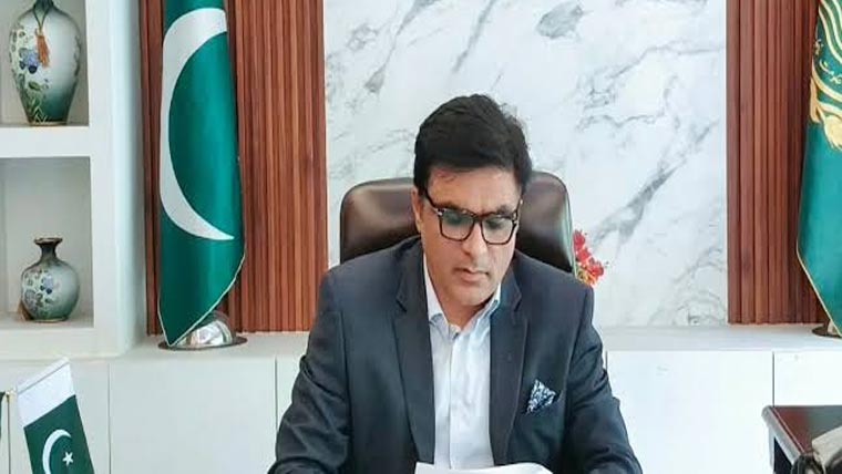 گجرات:کمشنر کا تجاوزات ، پارکنگ مسائل کے خاتمے کا حکم 