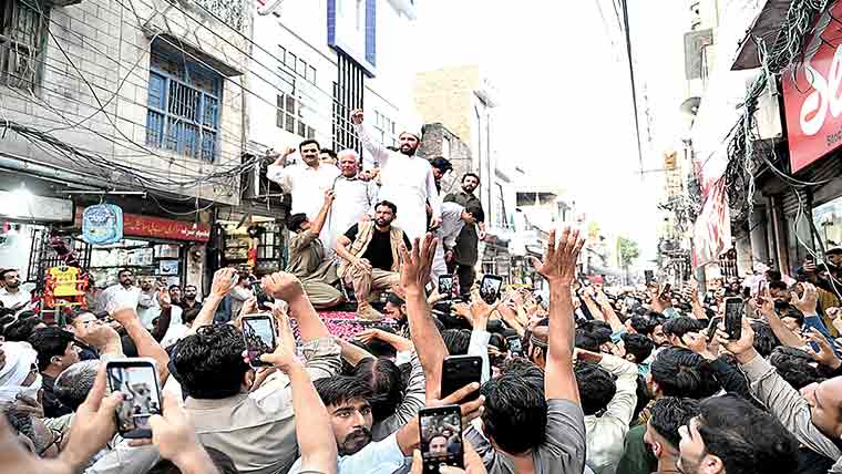 عمران مائنس نہ ہوسکے :سہیل آفریدی، پنجاب حکومت پرتنقید