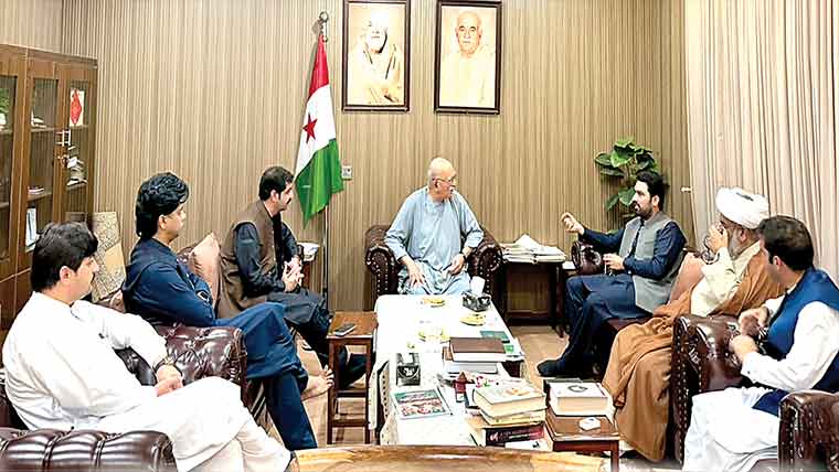 27 ستمبر : وزیراعلیٰ پختونخوا کی اچکزئی، علامہ ناصر سے ملاقات 