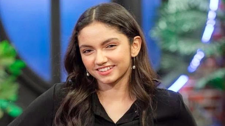 عینا آصف کو بچی رہنا پسند،بڑے ہونے سے خوفزدہ 