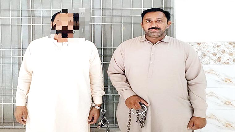 منڈی بہاؤالدین :محکمہ انہار کا  ہیڈ کلرک رشوت لیتے گرفتار