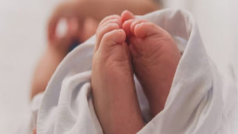 ڈجکوٹ کے نواحی گاؤں سے  نومولود بچے کی نعش برآمد