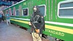 سہولتوں سے آراستہ قراقرم ایکسپریس کے نئے ریک کا افتتاح 
