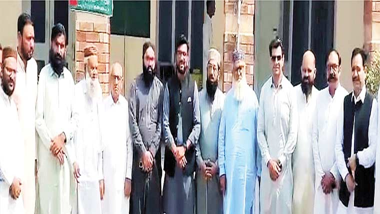 جڑانوالہ:اسسٹنٹ کمشنر سے امن کمیٹی کے ارکان کی ملاقات