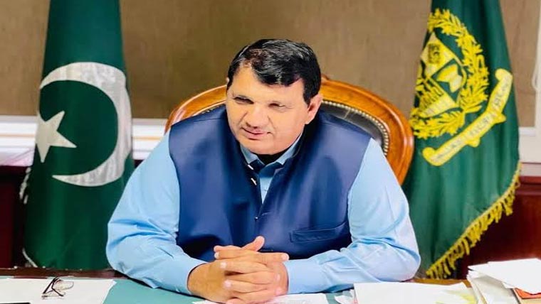 راولاکوٹ والے دھرنا ختم کر کے نظام کا حصہ بنیں :امیرمقام 
