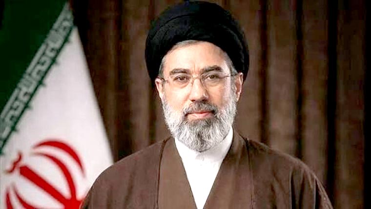 ایران کا مزید مذاکرات نہ کرنیکا اعلان، امریکا کو مشرق وسطیٰ سے نکلنا پڑیگا : مجتبیٰ خامنہ ای 