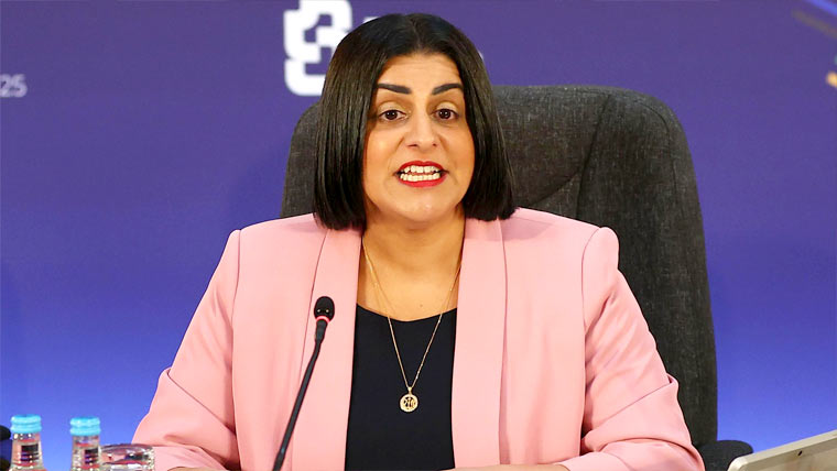 برطانیہ : پناہ گزینوں کیلئے آبادکاری پروگرام دوبارہ کھولنے کا اعلان