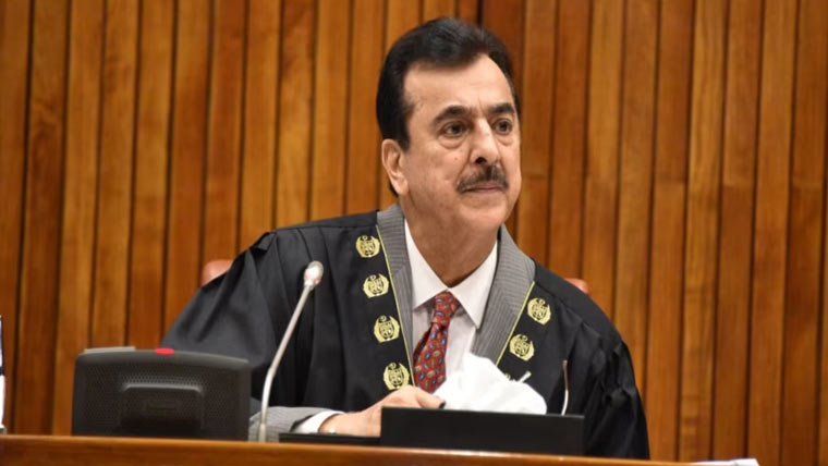 چیئرمین سینیٹ کا معاشی و سماجی ترقی میں کاروباری برادری کے اہم کردار پر زور