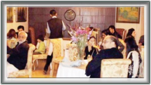 ہوٹل یا ریستوران کے 12 آداب 